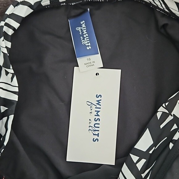 Nwt Swimsuits for All 16 high rise bottoms - Picture 3 of 3